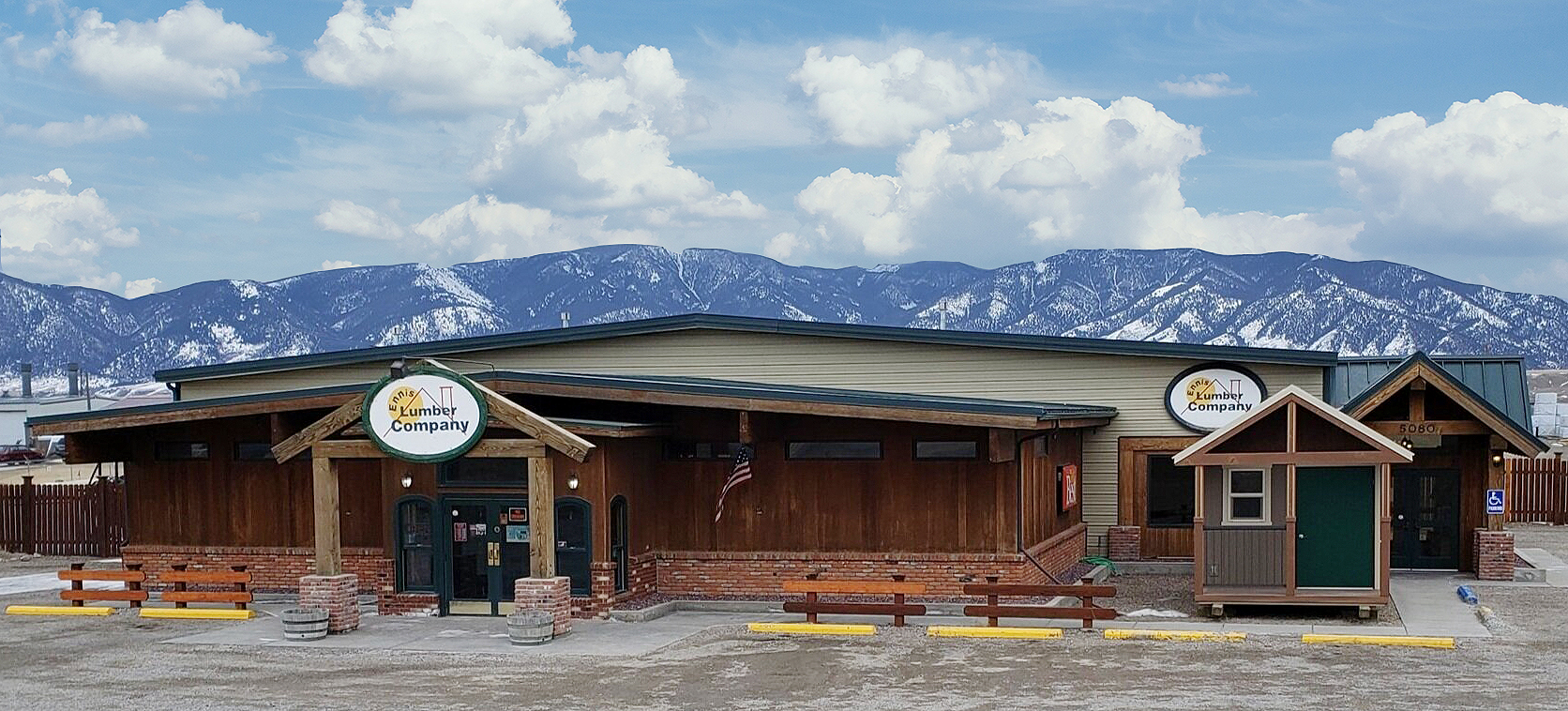 TAL Holdings Announces Acquisition of Ennis Lumber Company and Beaverhead Home Center