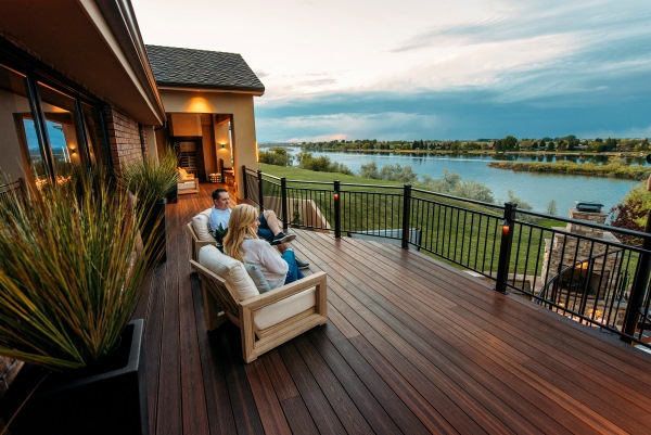 Distinction Rustic Walnut